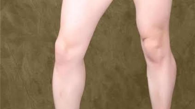 Why do people assume that shaved legs on men is gay / effeminate?