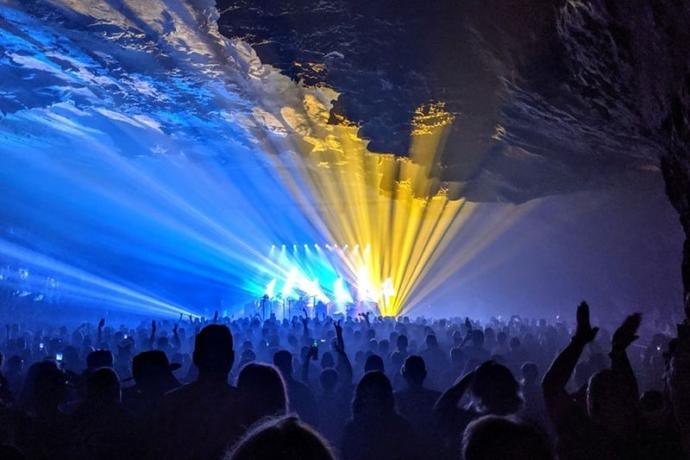 Would you like to visit and hear music in the Volcano Room inside Tennessees Cumberland Cavern?