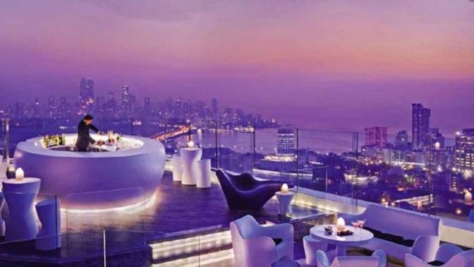Which is the best place for the first date with a girl?