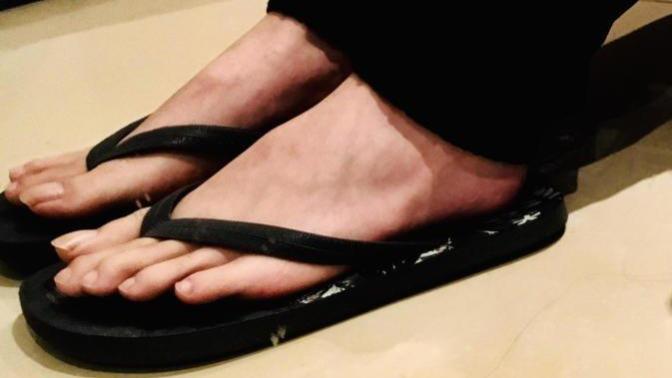 Girls, would it be a turnoff if your boyfriend had pretty/feminine feet like these? are my feet even pretty/feminine?