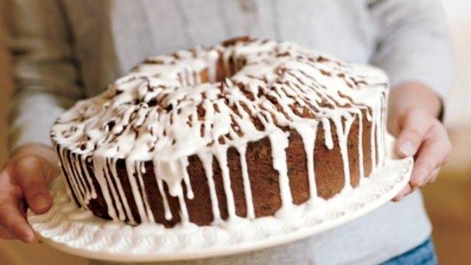 Which cake would you want photos included?