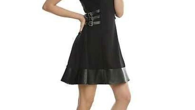 What should you wear with this dress for a college party?