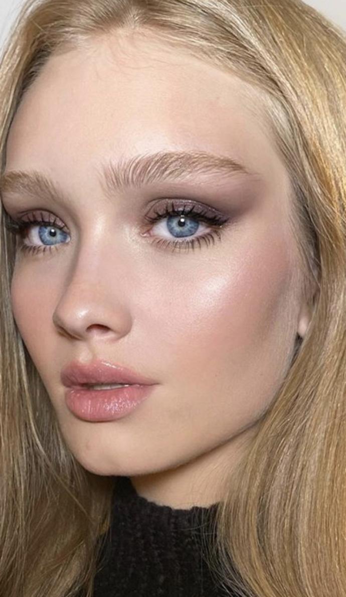 Guys: can you describe the ideal makeup look on a girl? perhaps include a photo?
