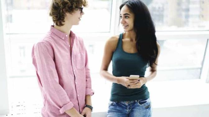 Guys, how should I confess to my crush without making things awkward?