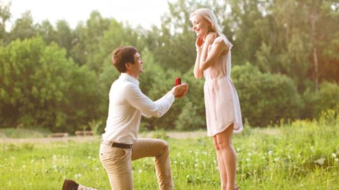 Guys how long did it take for you to know you wanted to date/marry a girl?