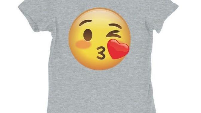 If you could would you kiss another gag user?