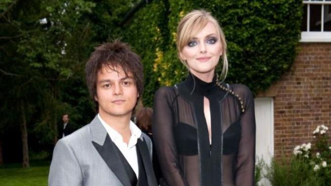 What is your opinion the ideal height difference between you and your partner?