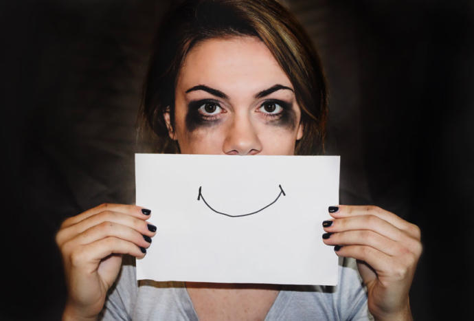 Can generally HAPPY people have DEPRESSION (or any other mental illness causing them to hide their real emotions)?