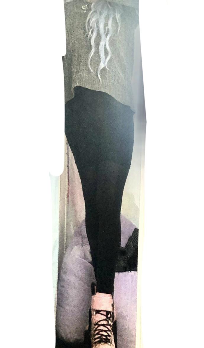 What Is the “ sluttiness” Difference between leggings, and short skirt with leggings... 1-10 how “ slutty” is the outfit below, without the skirt?
