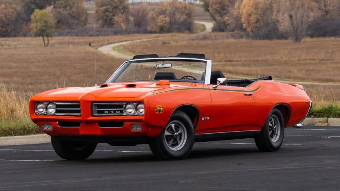 Which of these rare American Muscle cars of the day would you choose?