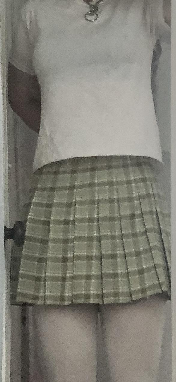 KlEEP or RETURN green plaid skirt?