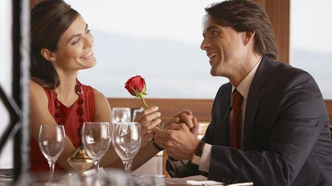 Guys, would you date a girl that you’re not attracted to?