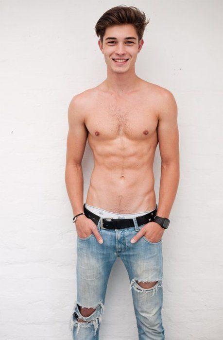 Are 'Dad bods' actually attractive to girls?