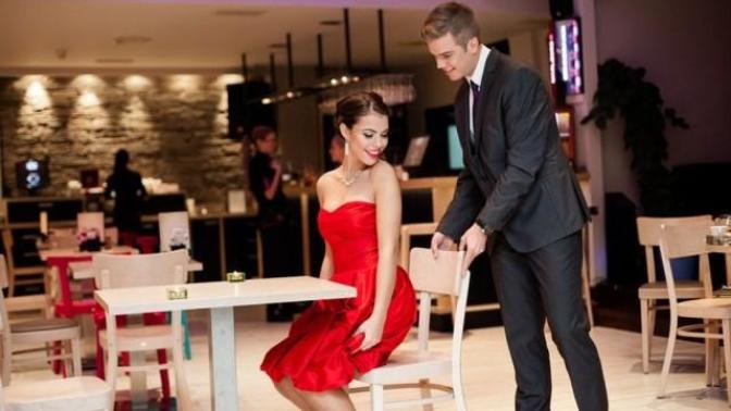 Should men open doors for women, pull out a chair for her to sit on, and generally speaking, always go by the "LADIES FIRST" rule?