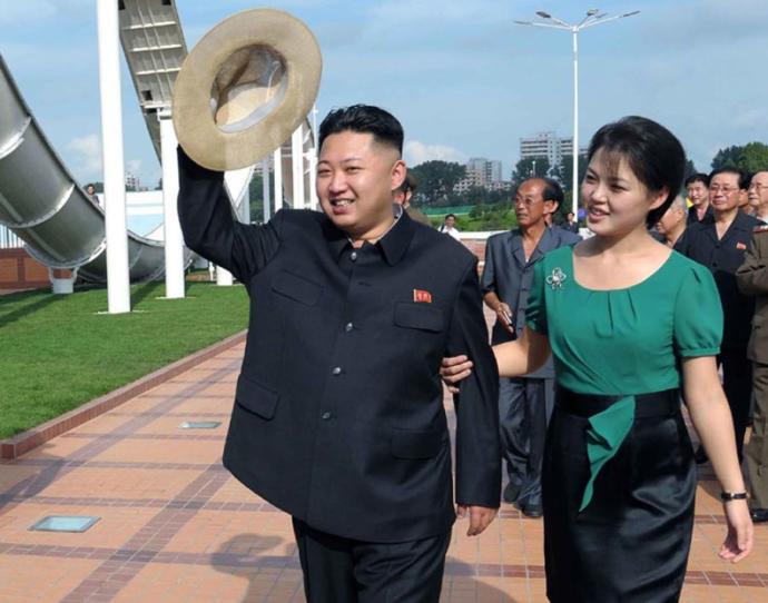 Is Kim Jong Un sleeping with his sister?