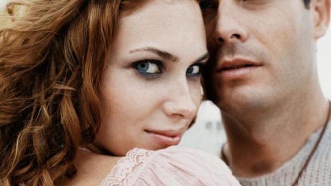 Are women more deceiving than men are?
