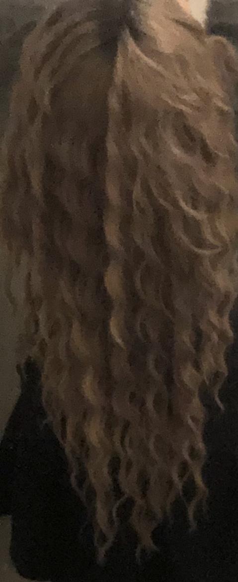 “Honey blond curly” Sorry- lighting is really bad. I’ll try again tomorrow. I wanted to post tonight Bc I just sorted it out first time ever🤷♀️🙂?