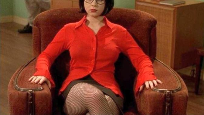 Girls, do you like wearing fishnet tights?