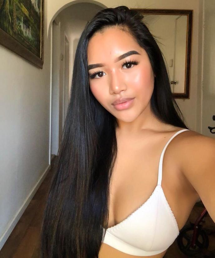 Which race has the hottest women?