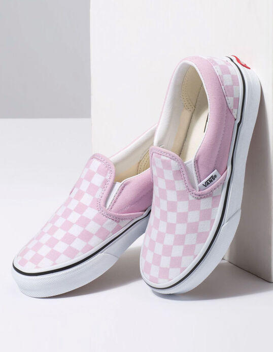 Which sneakers would be better for spring/summer?