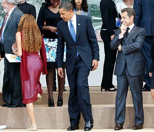 Girls, does it bother you if a man stares/checks you out for 3 seconds while you pass by, as long as he keeps to himself?