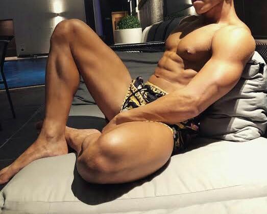 What type of men do women like in terms of looks /body maintenance?