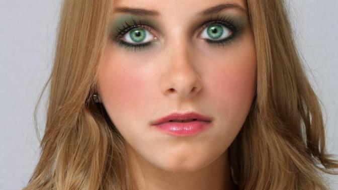 Does she wear too much makeup?