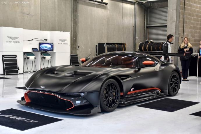 Which of these Extreme Track Hyper/Supercars would you choose?