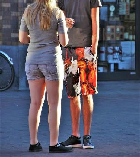 The girl or the guy who has more strong and powerful body?