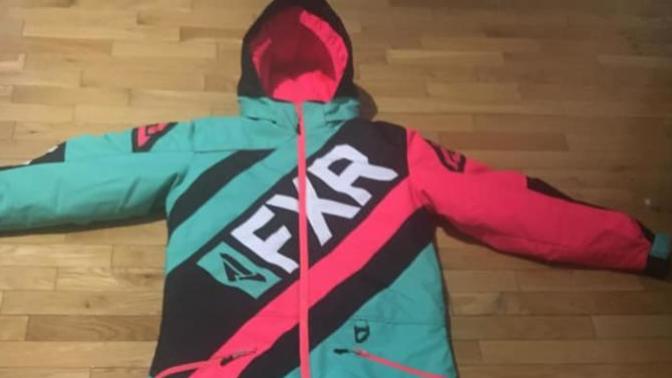 Do I need waterproof clothes to go skiing?