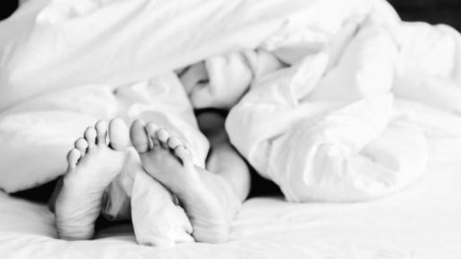 Why does the edge of my mattress vibrate at night?