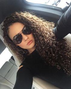 Guys, why do you like straight hair?