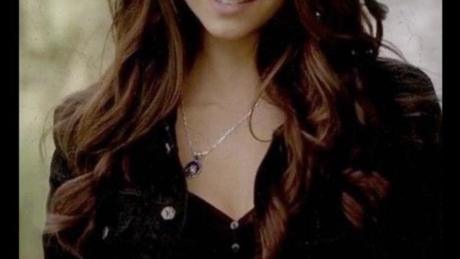 What hair style or haircut do u like on a girl?