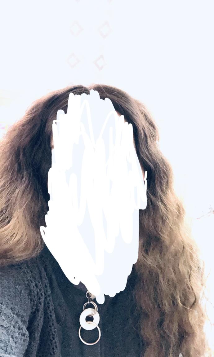 So I did what I shouldn’t. I brushed it. It looked really bad at first now I Really dK. Maybe it settled.. Some angles look OK others 🤢🤢🤢 🤷♀️?