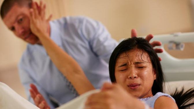 In Your Opinion, Should Pregnant Women Be Expected To Let Their Mothers In-law In The Delivery Room?