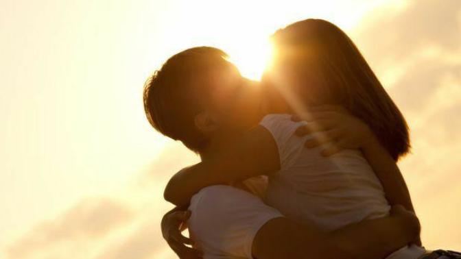 First kiss, how do I do it?