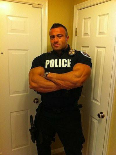 Why is that American policemen are Fat and always eating donuts? Why don't they learn from Indian police who always are lean and muscular?
