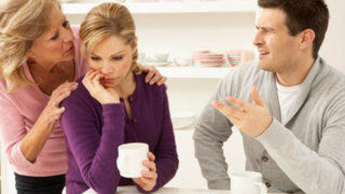My fiance's family won't accept me?  Am I wrong for throwing an ultimatum?