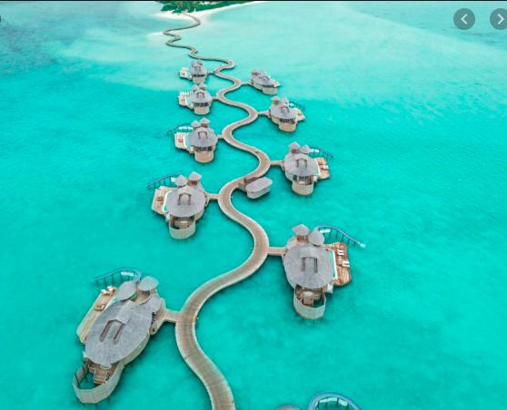 How much would you like to travel to this island in the Maldives?