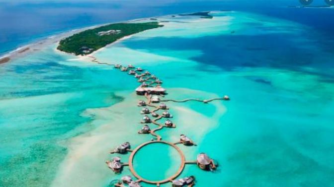How much would you like to travel to this island in the Maldives?