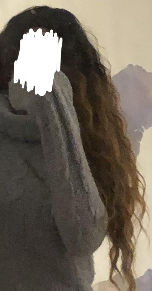 SO.. what I ordered was *straight dark To light brown ombré. What showed up was *curly dark blond ombré Which in this case means burnt orange🤔?