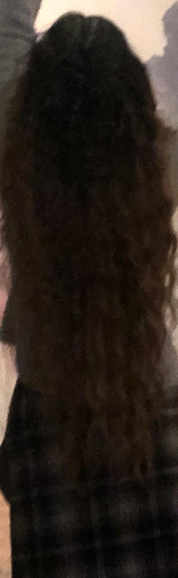 SO.. what I ordered was *straight dark To light brown ombré. What showed up was *curly dark blond ombré Which in this case means burnt orange🤔?