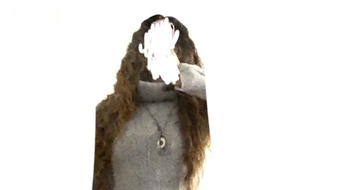 SO.. what I ordered was *straight dark To light brown ombré. What showed up was *curly dark blond ombré Which in this case means burnt orange🤔?