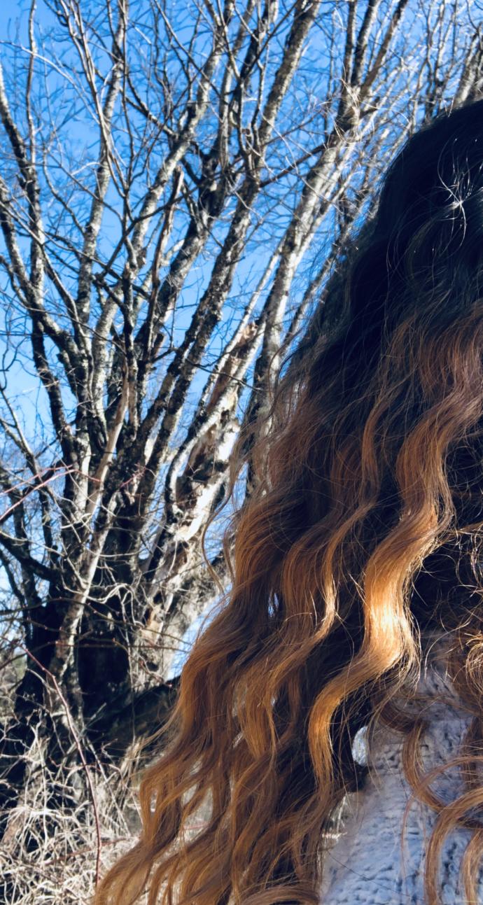 Re: “Curly dark blond ombré Hair” pics in sunlight (with a bit of nature😉) ?