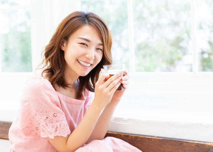 Which ethnic group of women do you find more sexually-attractive and beautiful, East Asian women or Latina Women?