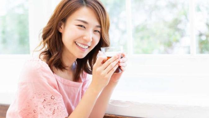 Which ethnic group of women do you find more sexually-attractive and beautiful, East Asian women or Latina Women?