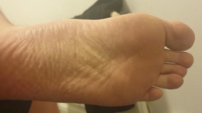 Girls, How to properly take care of your feet?