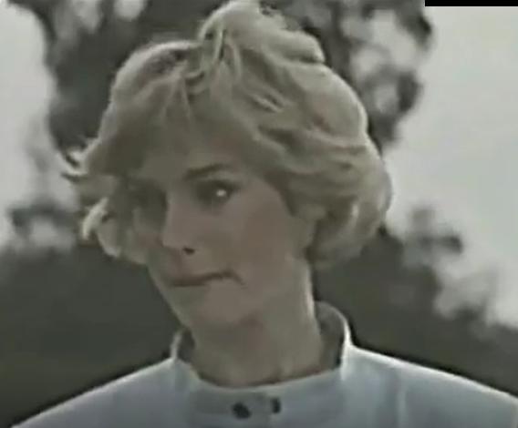 What do you think are some traits of a “drop-dead gorgeous” woman?