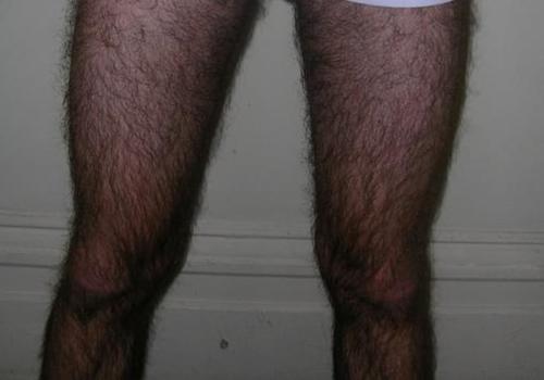 How would you think if such a guy wears shorts?