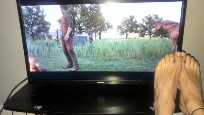 Do gaming girls exist? if yes, what’s your favorite video games?